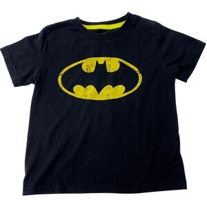 Batman Toddler Boys 5T Black Yellow Logo Tee Shirt TShirt Superhero Comics
